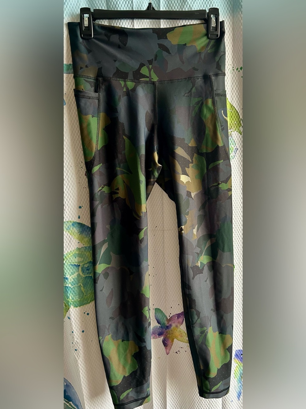 Old Navy Women's Camo Print Athletic Leggings